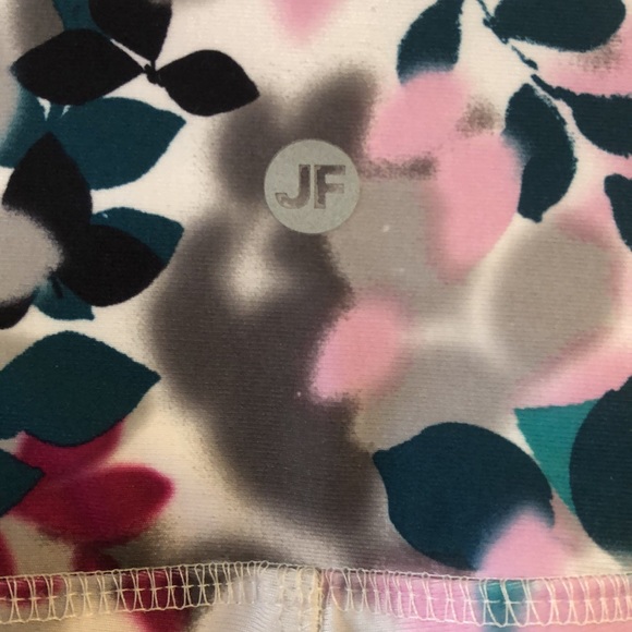 Joe Fresh Active Crop Leggings with sweet detailing and gorgeous colours size L - Picture 4 of 11